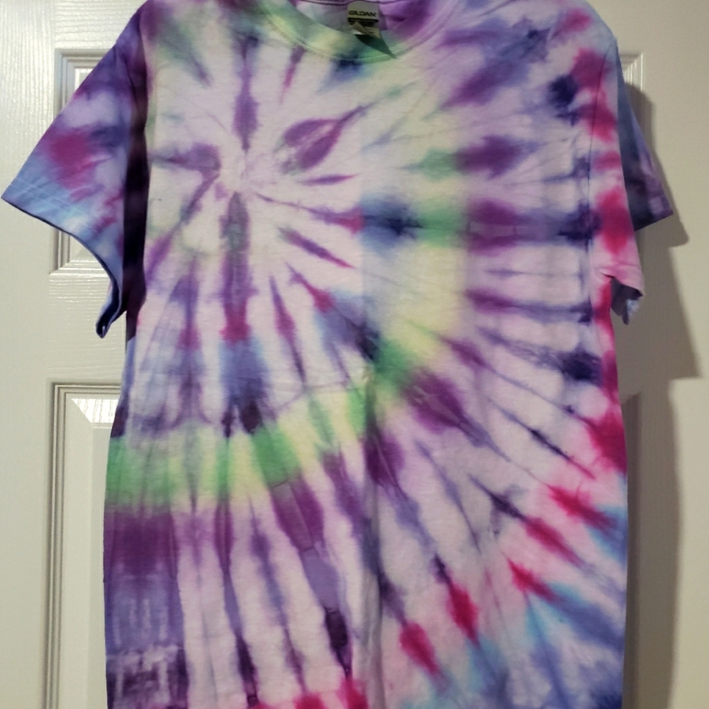 New custom Glidan  tye dye tshirt
